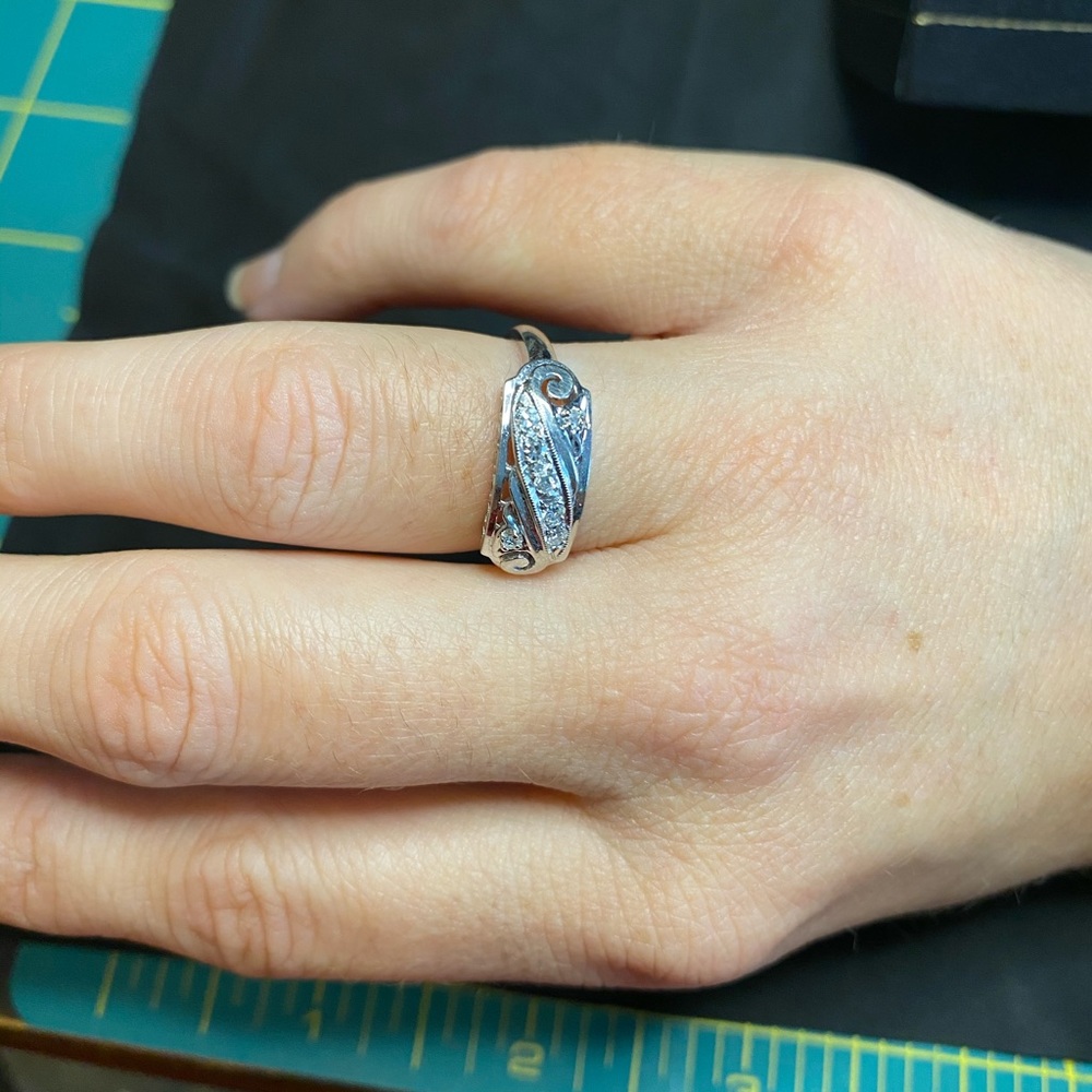 14k white Gold with Diamonds ring size 5.5